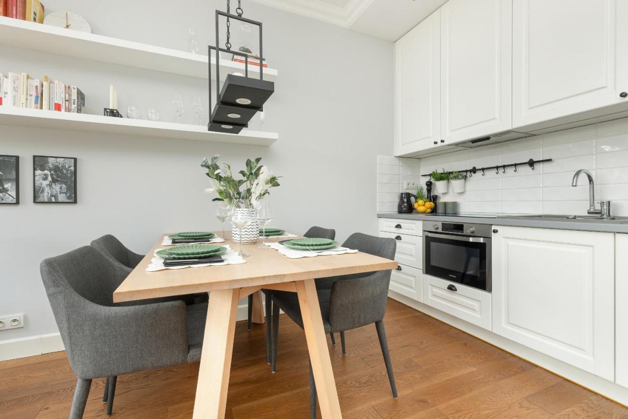 Cozy Apartment Gieysztora Wilanow By Noclegi Renters Varšava Exteriér fotografie